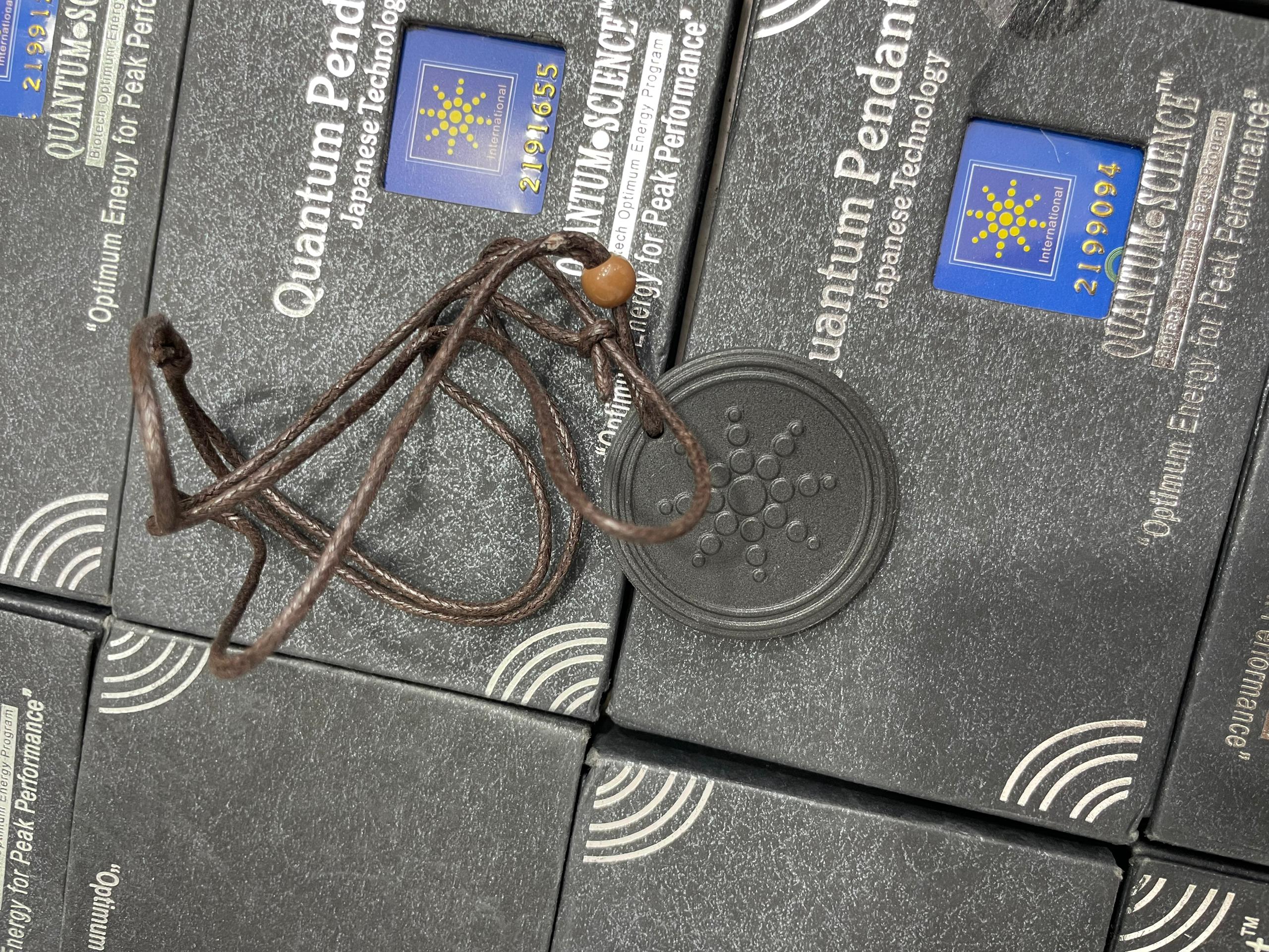 گردنبند ضد امواج الکترومغناطیسی انرژی اسکالر اورجینال Quantum Pendant